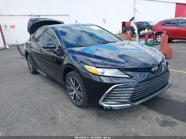 4T1F11BK1PU094951 2023 TOYOTA CAMRY - Image 1