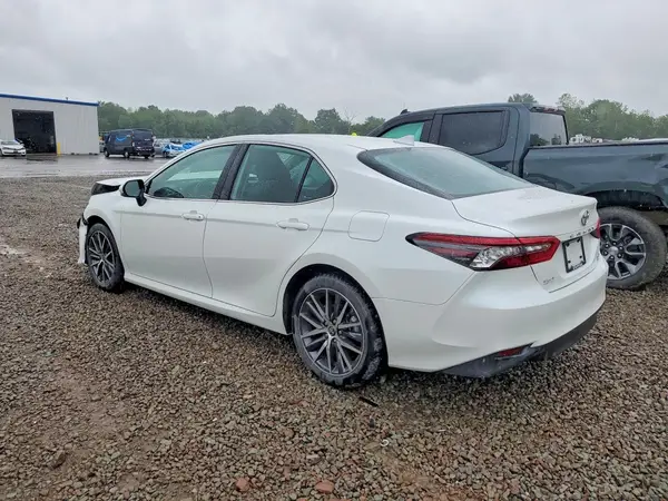 4T1F11BK1RU114506 2024 TOYOTA CAMRY - Image 2