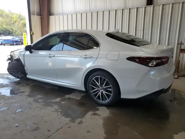 4T1F11BK1RU127398 2024 TOYOTA CAMRY - Image 2