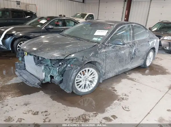 4T1F11BK2LU010730 2020 TOYOTA CAMRY - Image 2