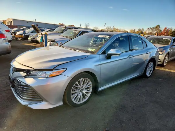 4T1F11BK2LU014955 2020 TOYOTA CAMRY - Image 1