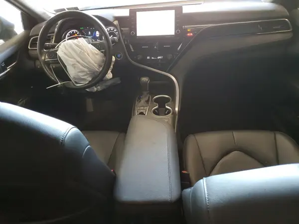 4T1F11BK2MU028615 2021 TOYOTA CAMRY - Image 8