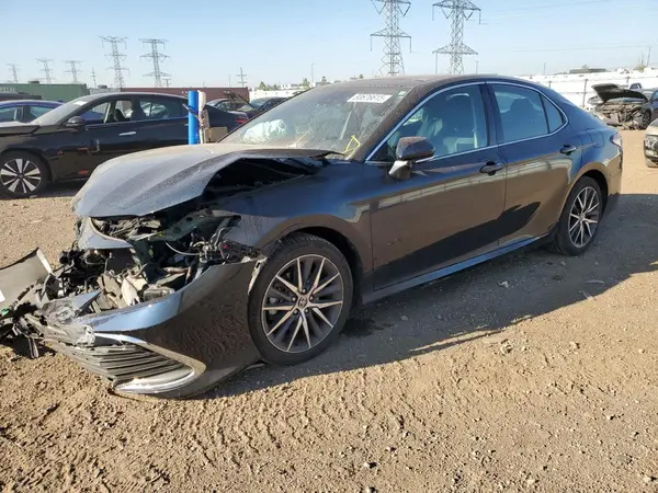 4T1F11BK2MU039498 2021 TOYOTA CAMRY - Image 1
