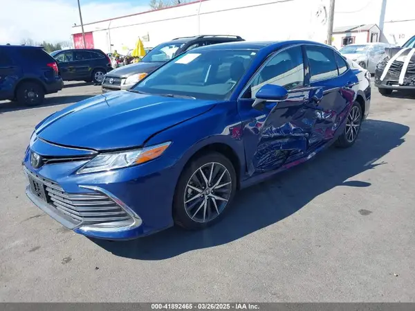 4T1F11BK2RU110173 2024 TOYOTA CAMRY - Image 2
