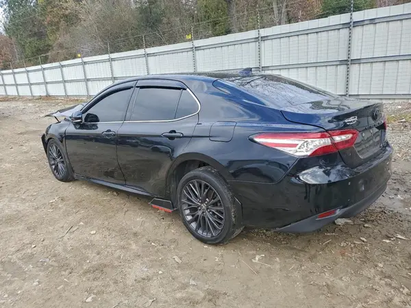 4T1F11BK3LU003527 2020 TOYOTA CAMRY - Image 2
