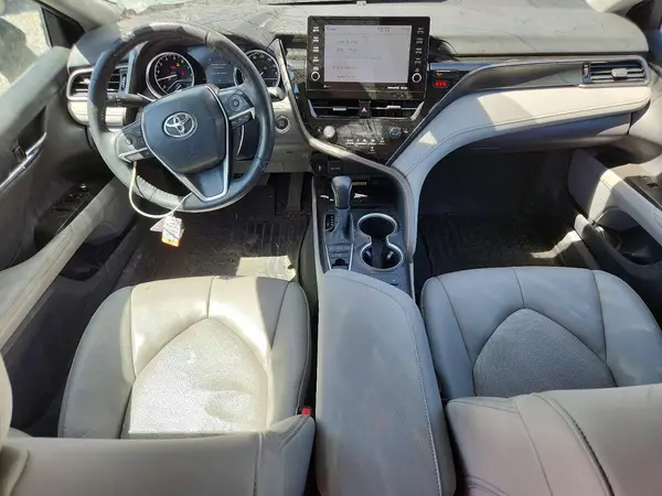 4T1F11BK3NU050611 2022 TOYOTA CAMRY - Image 8
