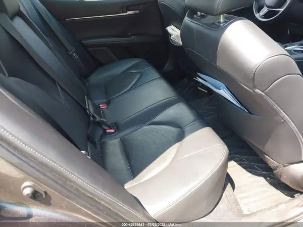 4T1F11BK3NU061401 2022 TOYOTA CAMRY - Image 8
