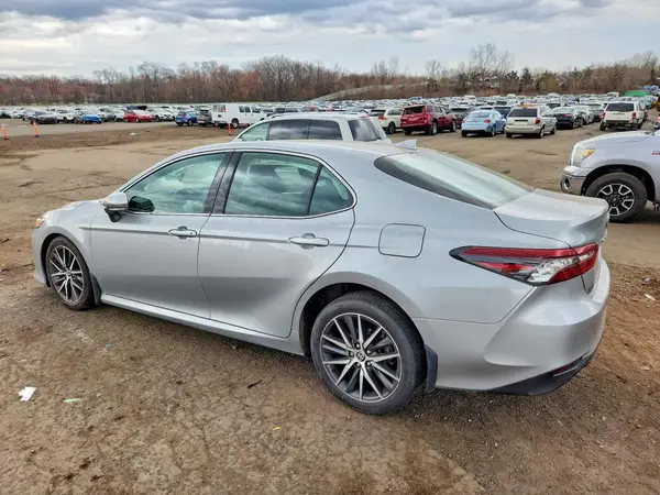4T1F11BK3PU105402 2023 TOYOTA CAMRY - Image 2