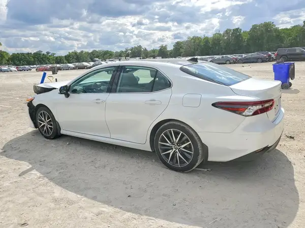 4T1F11BK3RU113129 2024 TOYOTA CAMRY - Image 2