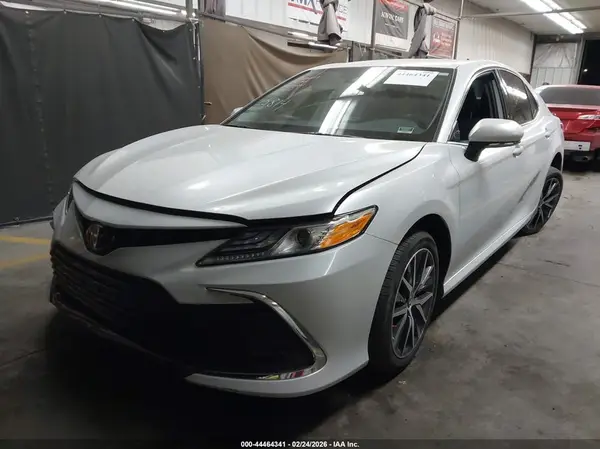 4T1F11BK3RU122672 2024 TOYOTA CAMRY - Image 2