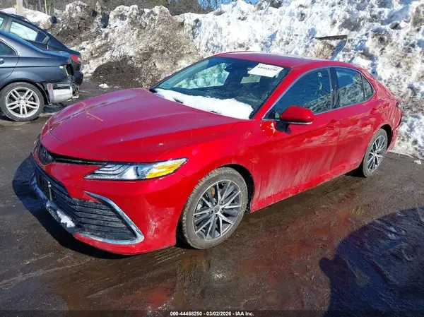 4T1F11BK3RU124647 2024 TOYOTA CAMRY - Image 2