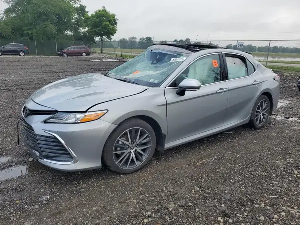 4T1F11BK3RU129640 2024 TOYOTA CAMRY - Image 1