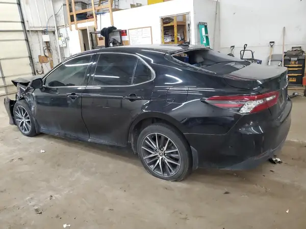 4T1F11BK4MU025540 2021 TOYOTA CAMRY - Image 2