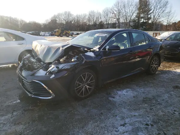 4T1F11BK4MU036280 2021 TOYOTA CAMRY - Image 1