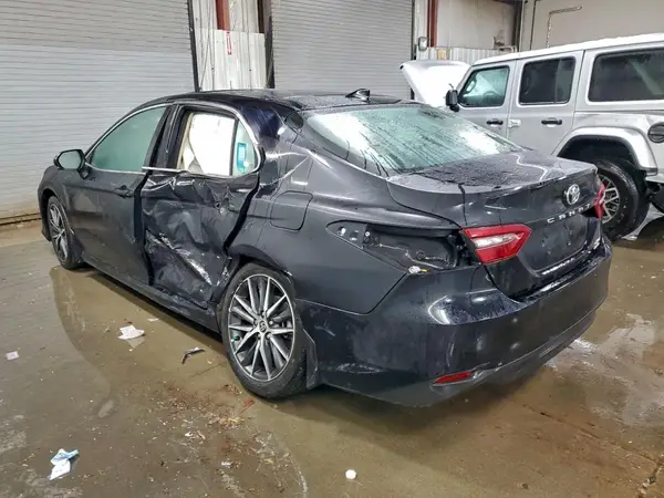 4T1F11BK4RU116332 2024 TOYOTA CAMRY - Image 2