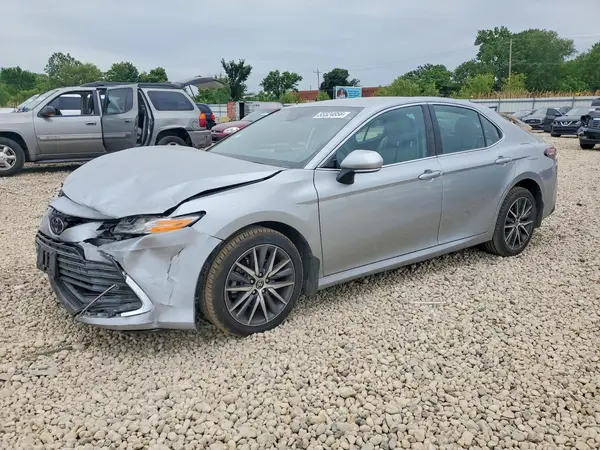 4T1F11BK4RU131686 2024 TOYOTA CAMRY - Image 1