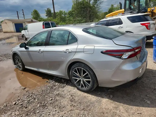 4T1F11BK5PU084178 2023 TOYOTA CAMRY - Image 2