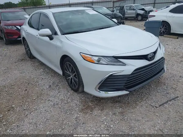 4T1F11BK5PU099506 2023 TOYOTA CAMRY - Image 1