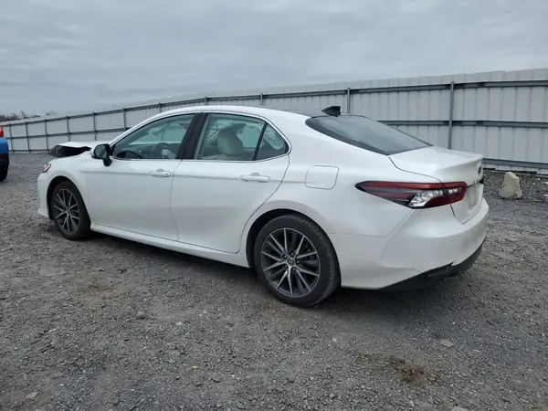 4T1F11BK6PU091186 2023 TOYOTA CAMRY - Image 2
