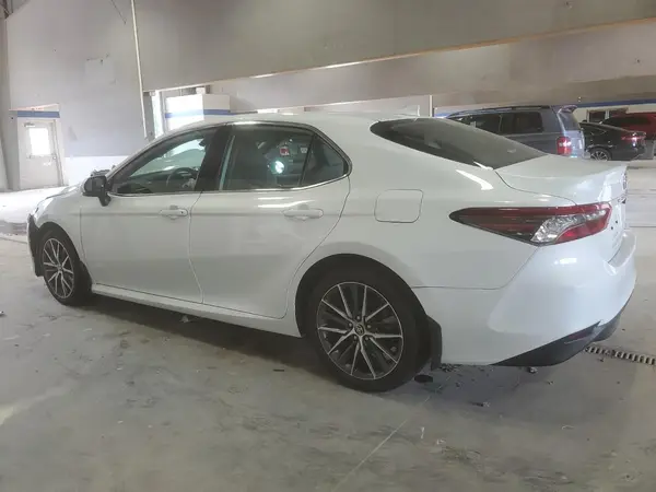 4T1F11BK6PU096789 2023 TOYOTA CAMRY - Image 2