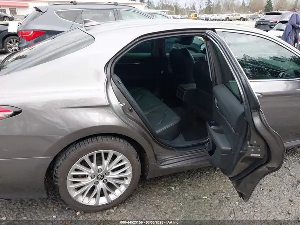 4T1F11BK7LU011906 2020 TOYOTA CAMRY - Image 8
