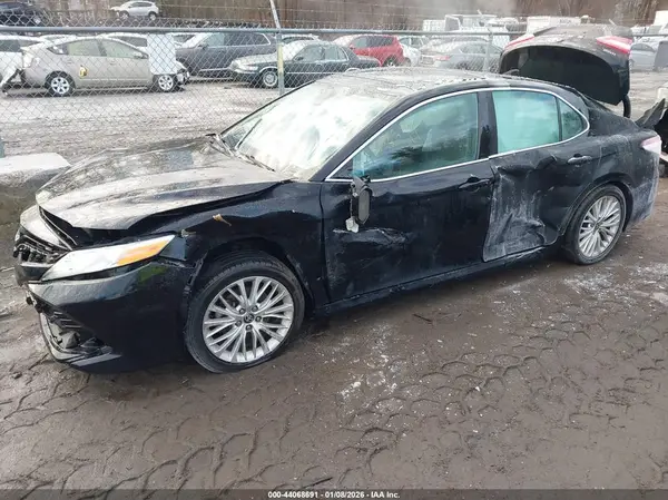 4T1F11BK8LU008450 2020 TOYOTA CAMRY - Image 2