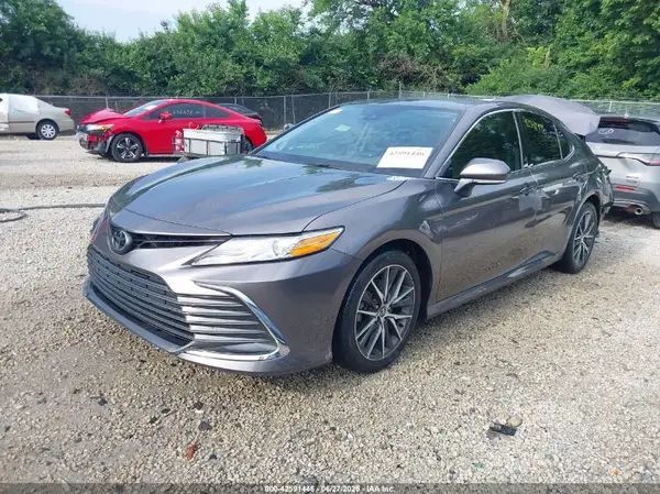 4T1F11BK8PU073224 2023 TOYOTA CAMRY - Image 2