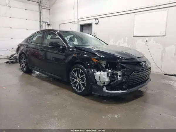 4T1F11BK8PU104956 2023 TOYOTA CAMRY - Image 1