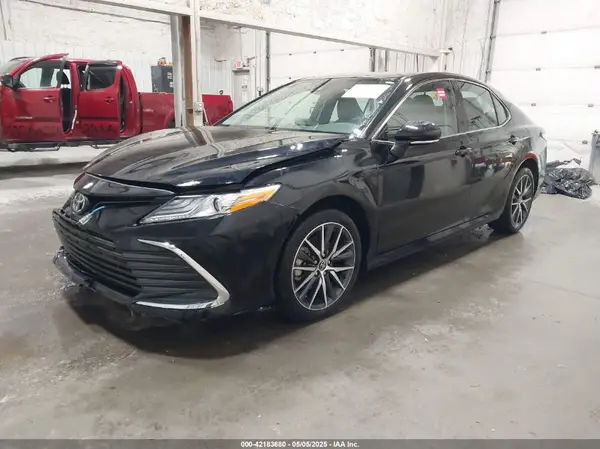 4T1F11BK8PU104956 2023 TOYOTA CAMRY - Image 2