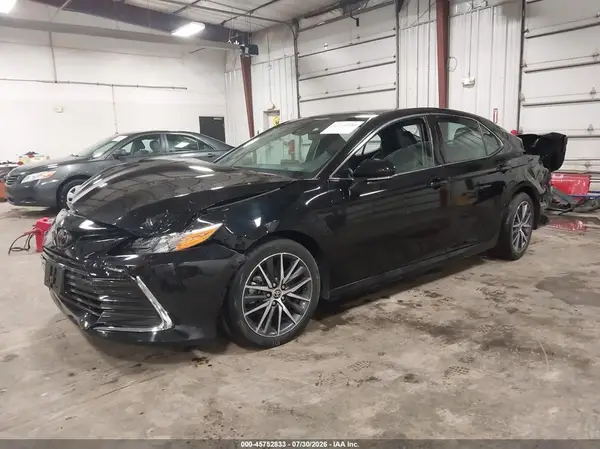 4T1F11BK8PU105590 2023 TOYOTA CAMRY - Image 2