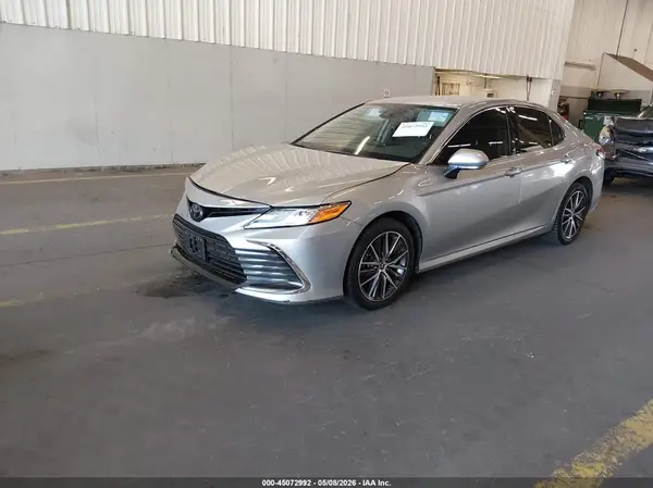 4T1F11BK8RU108623 2024 TOYOTA CAMRY - Image 2