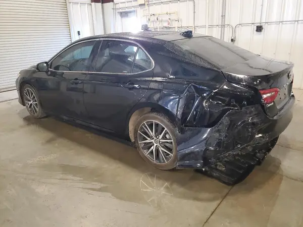 4T1F11BK8RU109867 2024 TOYOTA CAMRY - Image 2