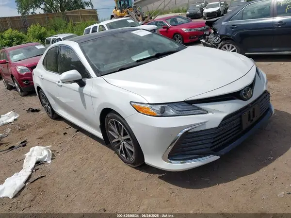 4T1F11BK9PU099671 2023 TOYOTA CAMRY - Image 1