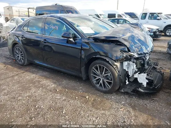 4T1F11BK9RU110168 2024 TOYOTA CAMRY - Image 1