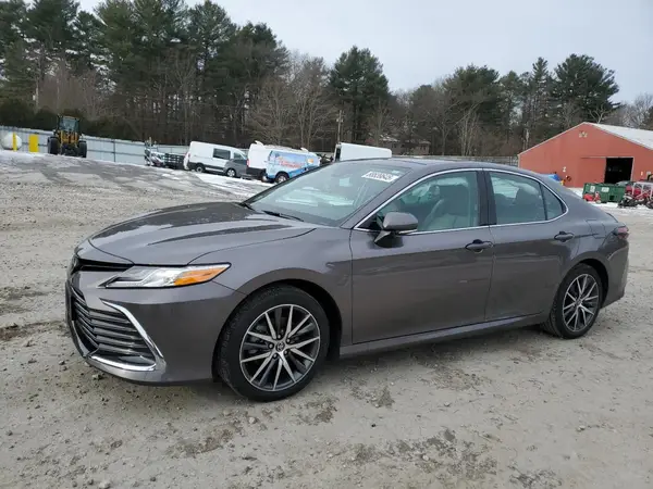 4T1F11BK9RU118898 2024 TOYOTA CAMRY - Image 1