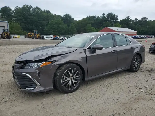 4T1F11BK9RU127293 2024 TOYOTA CAMRY - Image 1