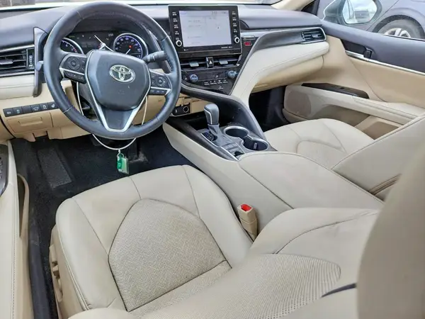 4T1F11BKXNU047950 2022 TOYOTA CAMRY - Image 8