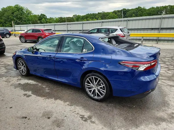 4T1F11BKXRU109272 2024 TOYOTA CAMRY - Image 2