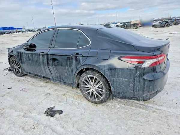 4T1F11BKXRU115850 2024 TOYOTA CAMRY - Image 2