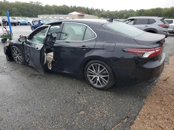 4T1F11BKXRU126038 2024 TOYOTA CAMRY - Image 2