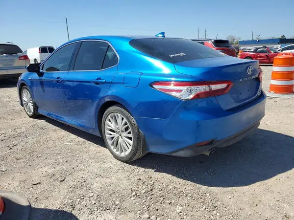 4T1F31AK0LU010981 2020 TOYOTA CAMRY - Image 2