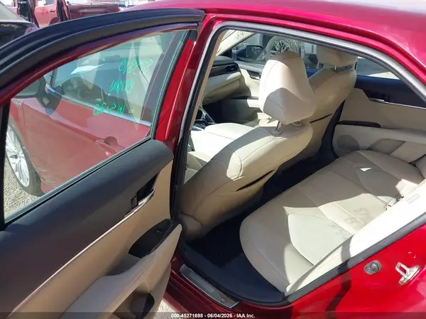 4T1F31AK0LU013637 2020 TOYOTA CAMRY - Image 8