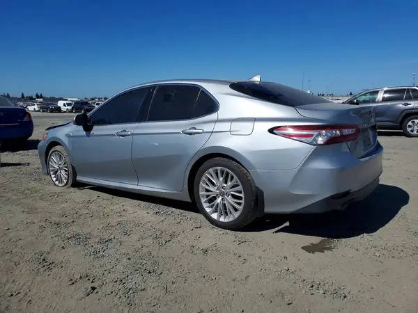 4T1F31AK0LU019941 2020 TOYOTA CAMRY - Image 2