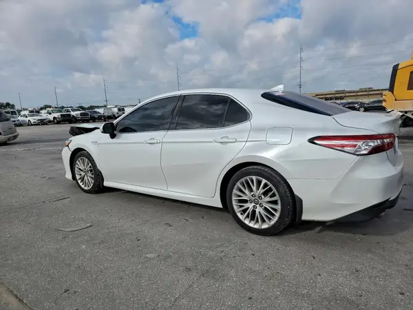 4T1F31AK0LU522336 2020 TOYOTA CAMRY - Image 2