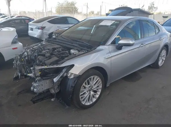 4T1F31AK0LU525169 2020 TOYOTA CAMRY - Image 2