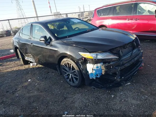 4T1F31AK0MU026129 2021 TOYOTA CAMRY - Image 1