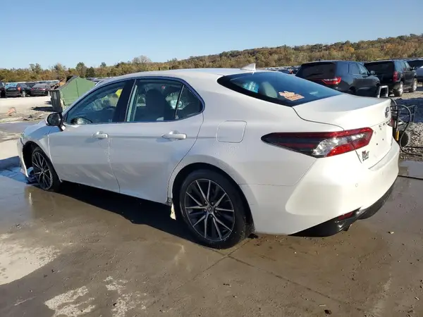 4T1F31AK0MU562420 2021 TOYOTA CAMRY - Image 2