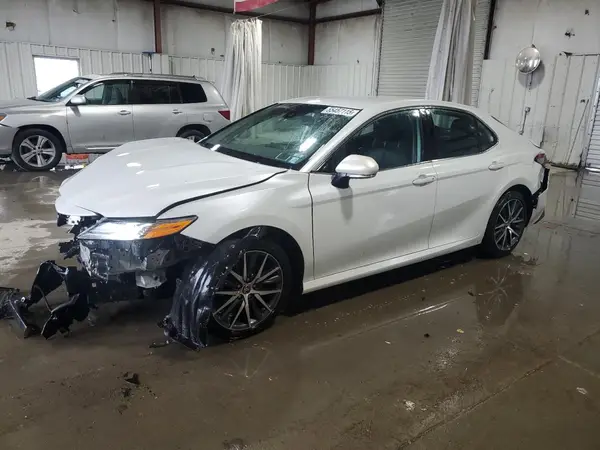 4T1F31AK0NU576691 2022 TOYOTA CAMRY - Image 1