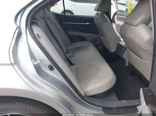 4T1F31AK0NU584659 2022 TOYOTA CAMRY - Image 8