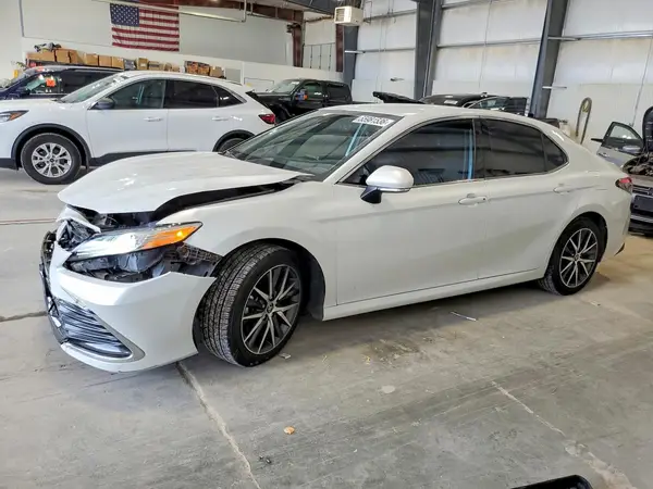 4T1F31AK0NU585553 2022 TOYOTA CAMRY - Image 1